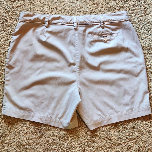 Lady Hagen golf shorts Size 14 Color light khaki - Picture 7 of 13